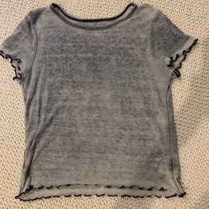 AEO Grey t-shirt with lettuce edge hems